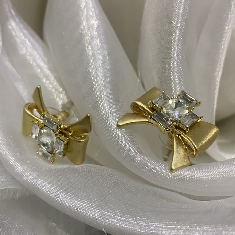 NWT Badgley Mischka Bow Earrings with Rhinestones - Picture 2 of 8